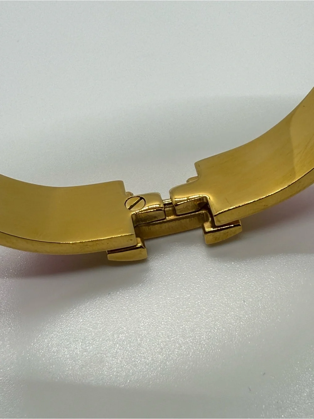 HERMÊS Clic H Bracelet - Picture 9 of 12